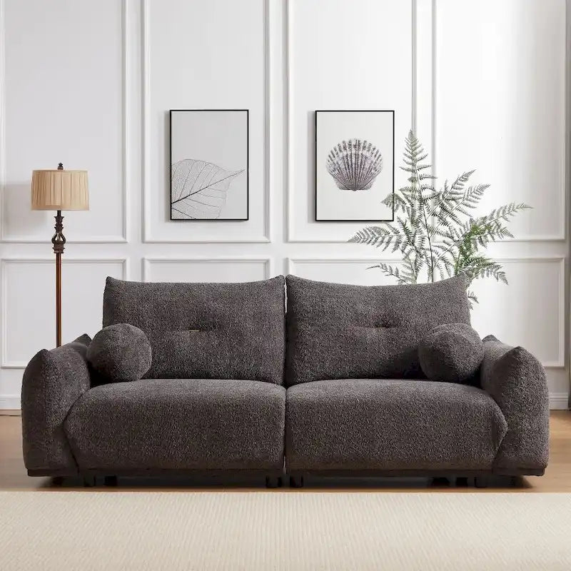Bequemes Sofa aus Lammwolle mit tiefer Sitzfläche